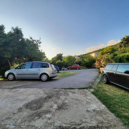 Apartments Klara Senj  Cameră foto